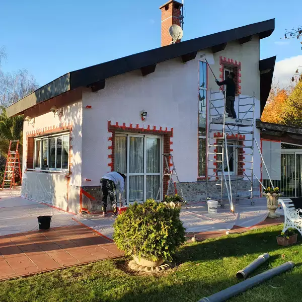 Peinture décorative sur une façade à Toulouse
